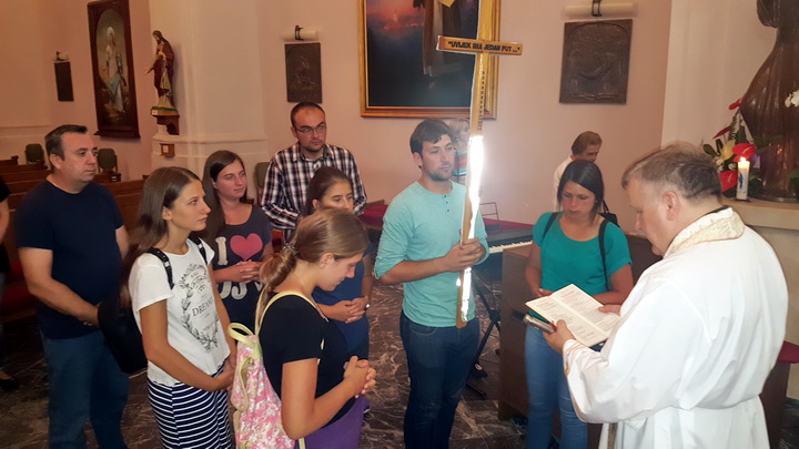 Mladi iz Petrinje krenuli na hodočašće do Marije Bistrice